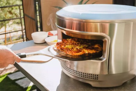 Get $15 off your purchase of $99 or more at Solo Stove with code WONDERCADE15