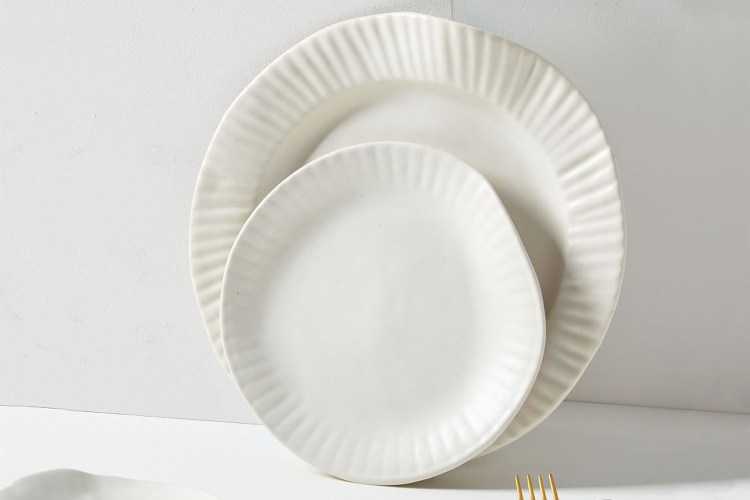 Sin Porcelain Paper Plate - White