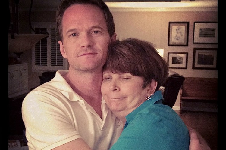 Neil Patrick Harris and is mom