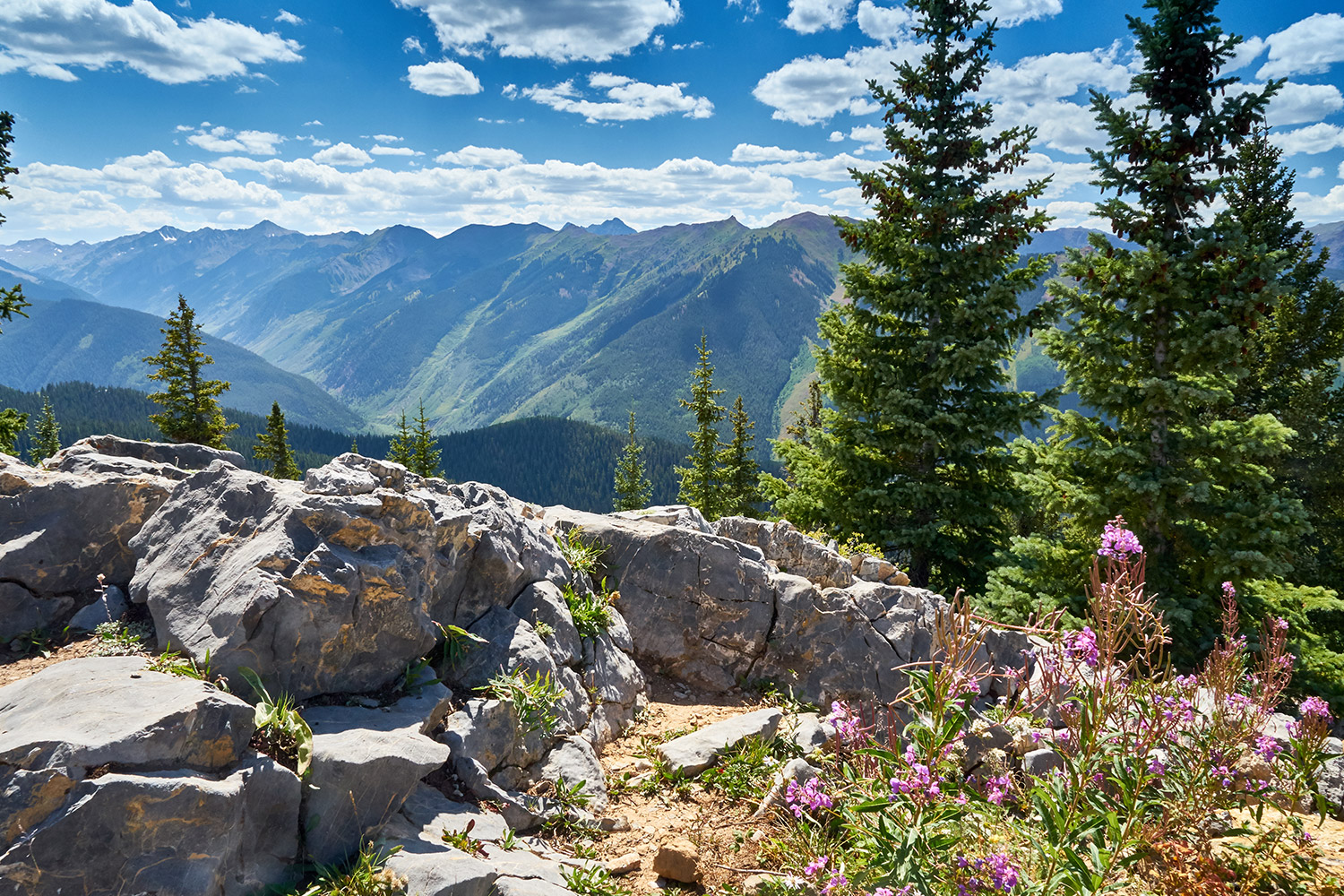 Landscape view with mountains in Aspen Colorado