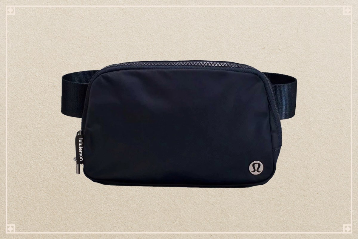 lululemon Everywhere Belt Bag