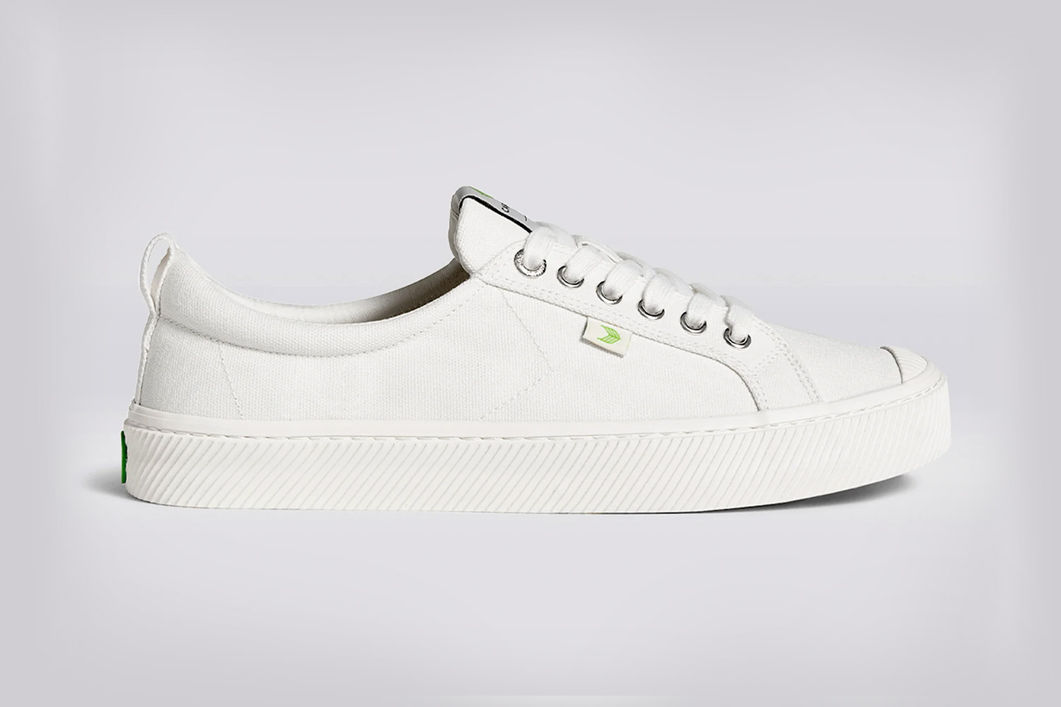 Cariuma Off-White Canvas Shoes