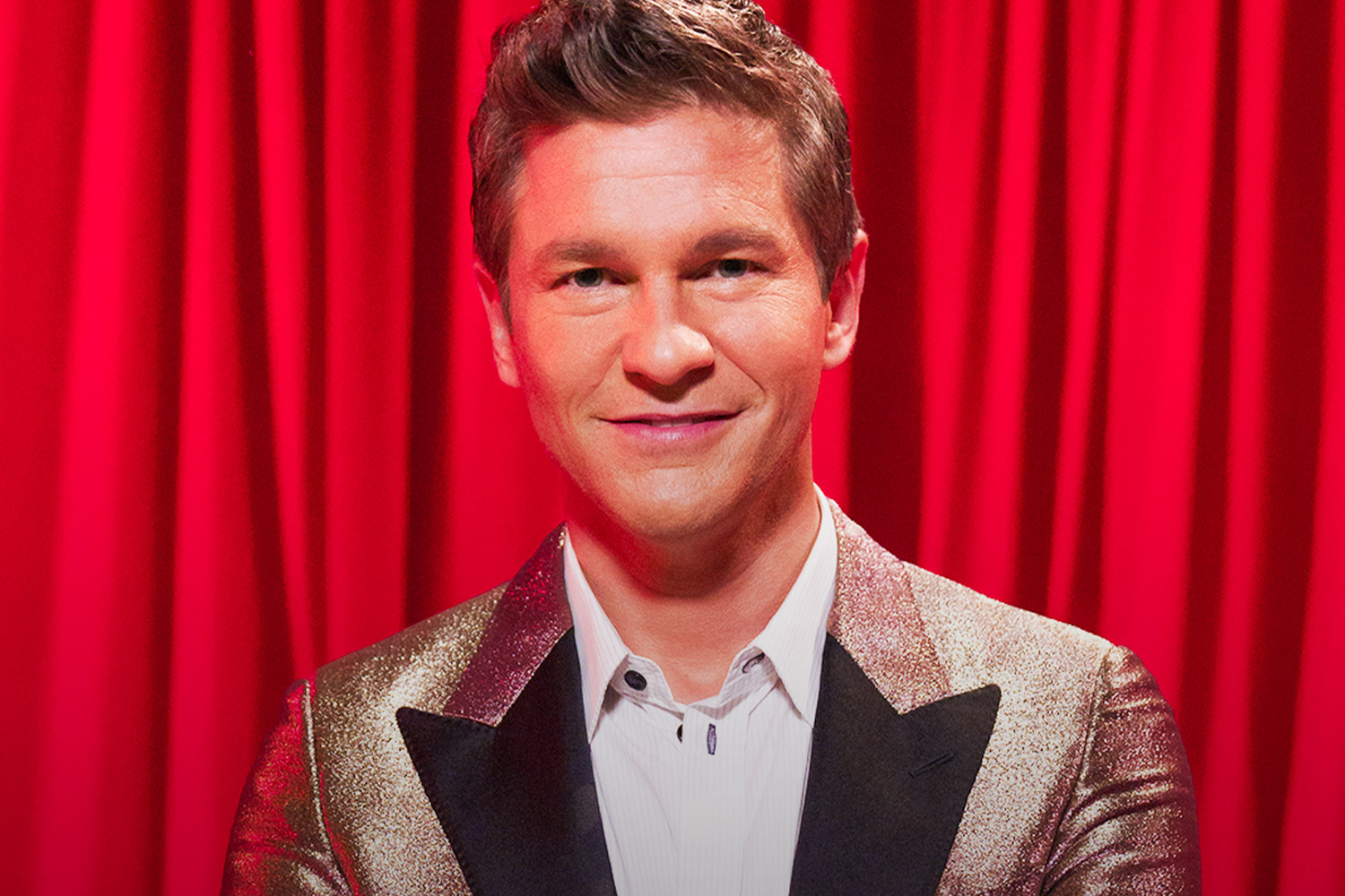 David Burtka, Expert on Drag Me To Dinner