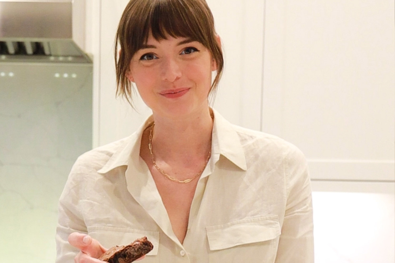 Margarita Kallas-Lee making gluten-free brownies