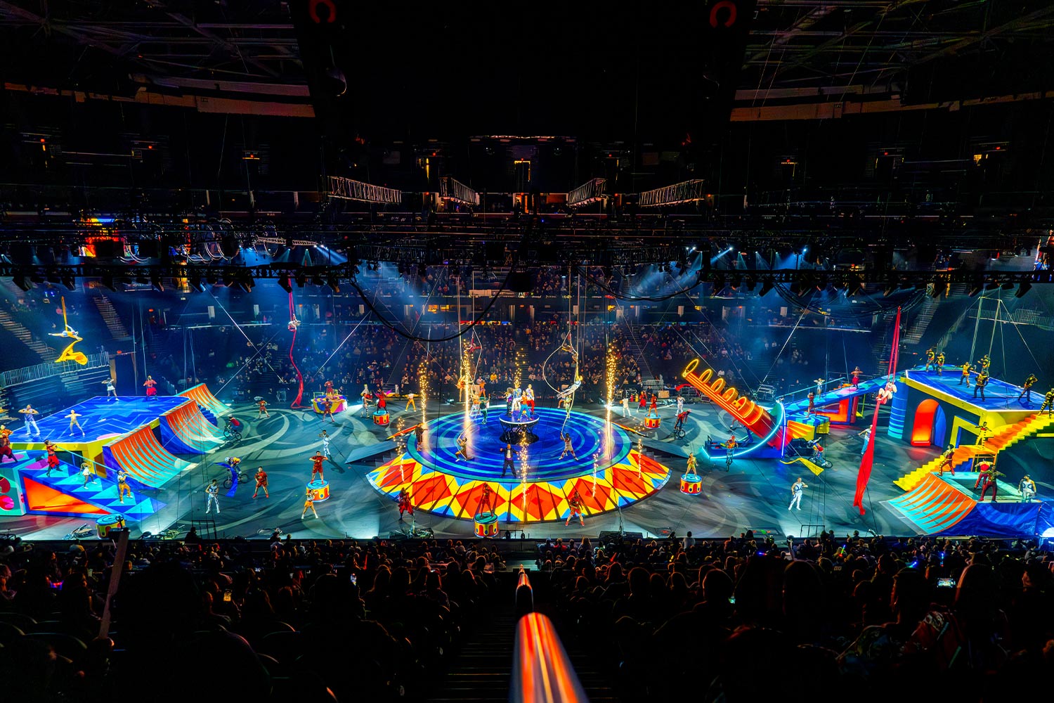 Wide shot of the entire circus arena performance